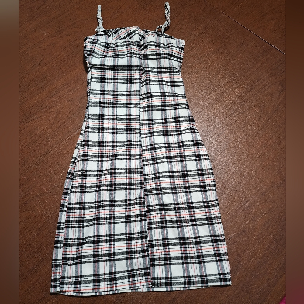 New Collection Mini Dress - Picture 5 of 9